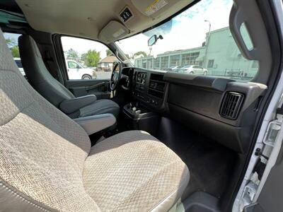 2017 Chevrolet Express Passenger LT 3500  * Can be sold as either a cargo or passenger van- you choose! * - Photo 19 - Richmond, IN 47374