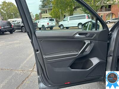 2021 Volkswagen Tiguan SE 4Motion - Photo 5 - Richmond, IN 47374