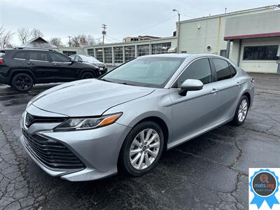 2019 Toyota Camry LE - Photo 1 - Richmond, IN 47374