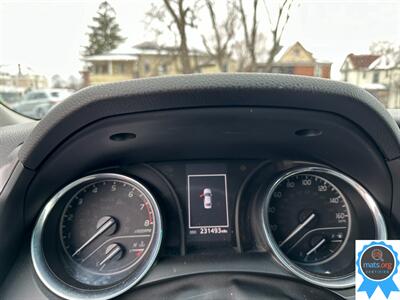 2019 Toyota Camry LE - Photo 10 - Richmond, IN 47374