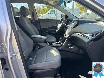 2018 Hyundai SANTA FE Sport 2.4L   - Photo 12 - Richmond, IN 47374