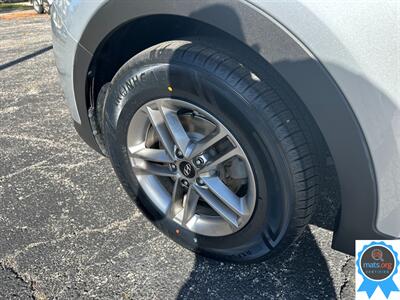 2018 Hyundai SANTA FE Sport 2.4L   - Photo 7 - Richmond, IN 47374