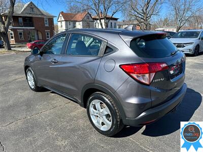 2016 Honda HR-V LX   - Photo 4 - Richmond, IN 47374