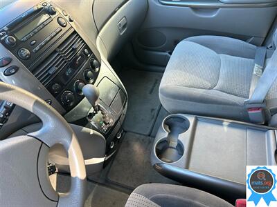 2010 Toyota Sienna CE 7-Passenger   - Photo 18 - Richmond, IN 47374