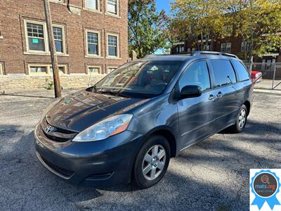 2010 Toyota Sienna CE 7-Passenger   - Photo 1 - Richmond, IN 47374