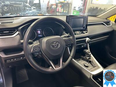 2022 Toyota RAV4 Hybrid XLE Premium - Photo 11 - Richmond, IN 47374