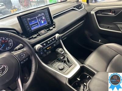 2022 Toyota RAV4 Hybrid XLE Premium - Photo 14 - Richmond, IN 47374
