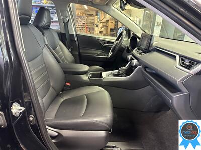 2022 Toyota RAV4 Hybrid XLE Premium - Photo 9 - Richmond, IN 47374