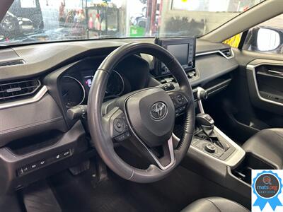 2022 Toyota RAV4 Hybrid XLE Premium - Photo 6 - Richmond, IN 47374
