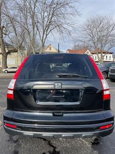 2011 Honda CR-V SE FWD  *Has Hail Damage (purely a cosmetic issue)* - Photo 11 - Richmond, IN 47374