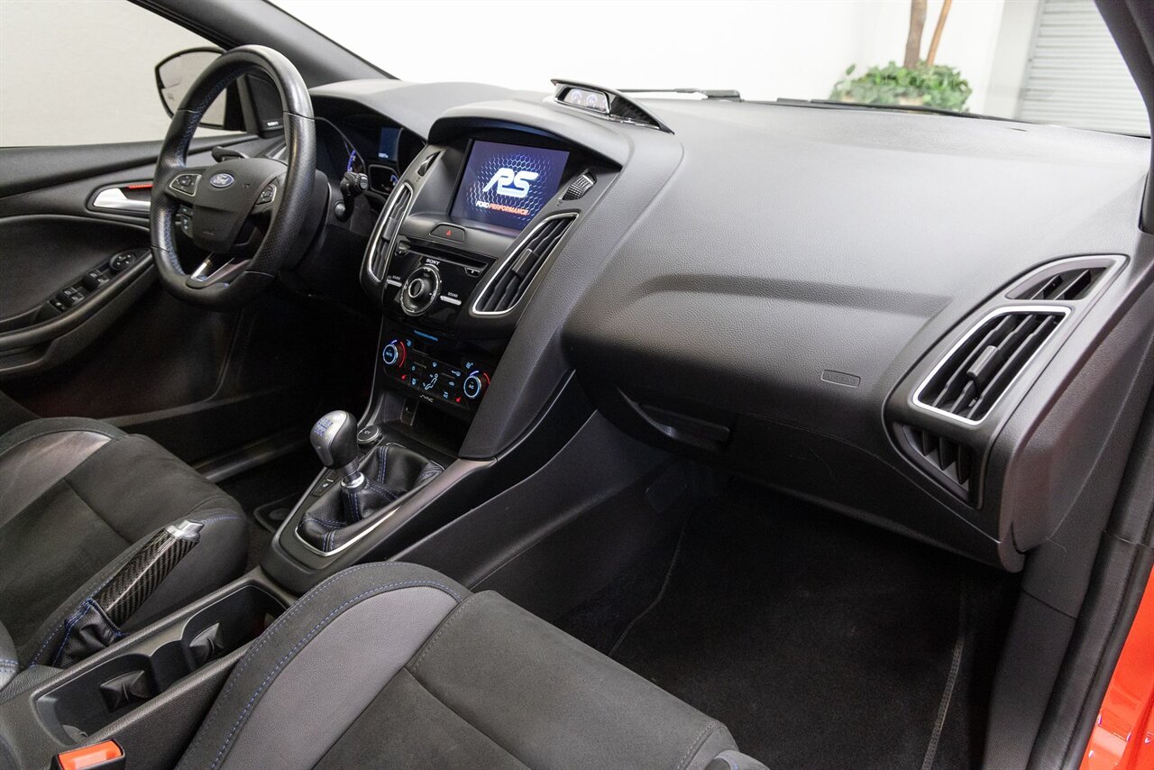 2018 Ford Focus RS - Photo 13 - Concord, CA 94520