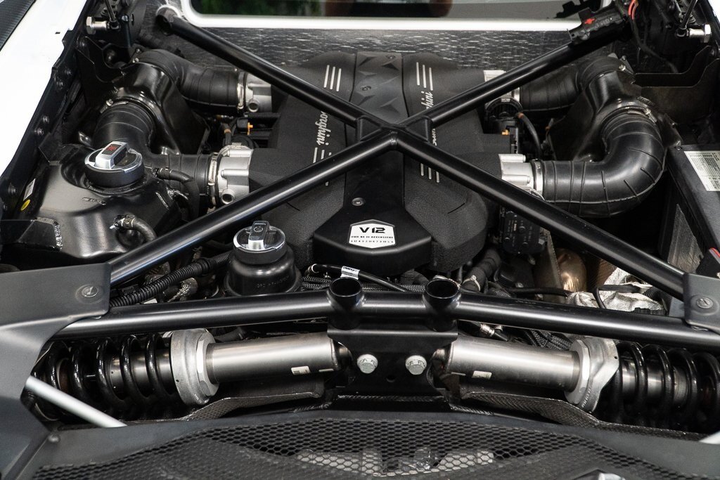 2016 Lamborghini Aventador LP750-4 SuperVeloce - Photo 33 - Concord, CA 94520