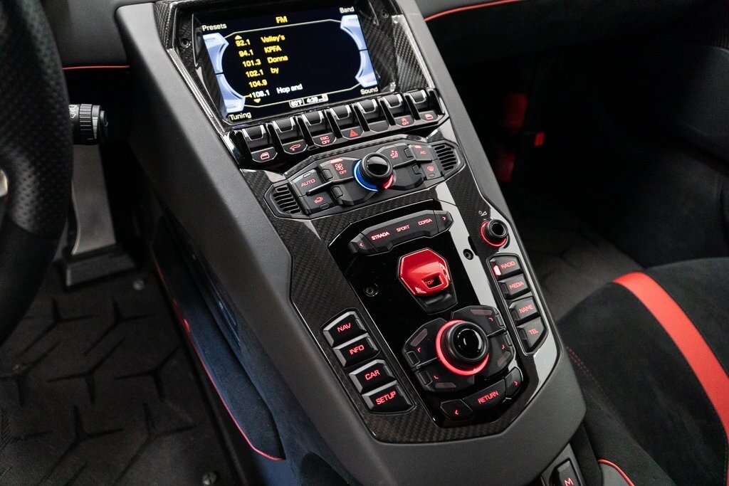 2016 Lamborghini Aventador LP750-4 SuperVeloce - Photo 17 - Concord, CA 94520