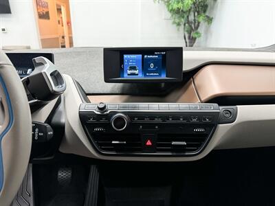 2019 BMW i3 120Ah w/Range Extender Mega World   - Photo 18 - Concord, CA 94520