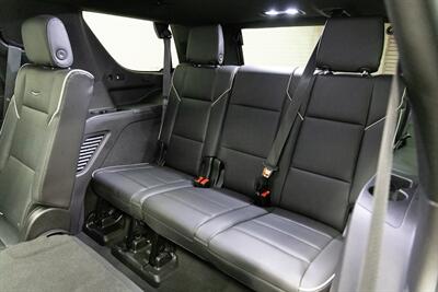 2021 Cadillac Escalade Premium Luxury   - Photo 9 - Concord, CA 94520