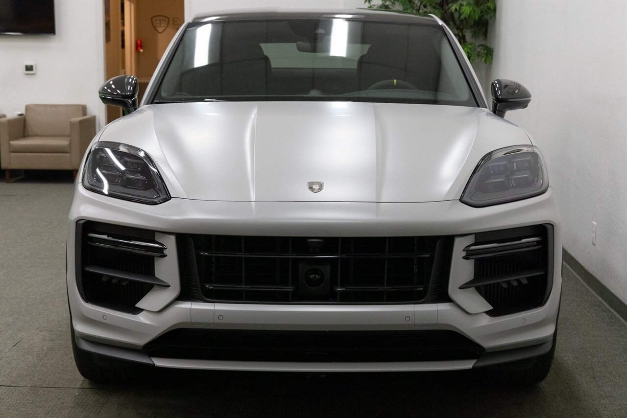 2024 Porsche Cayenne Turbo GT - Photo 12 - Concord, CA 94520