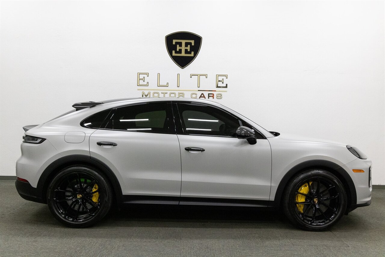 2024 Porsche Cayenne Turbo GT - Photo 10 - Concord, CA 94520