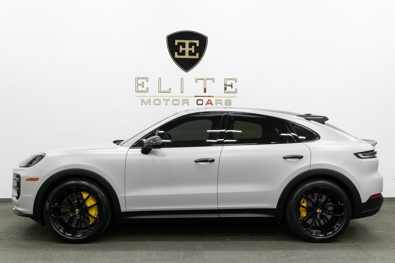 2024 Porsche Cayenne Turbo GT - Photo 2 - Concord, CA 94520