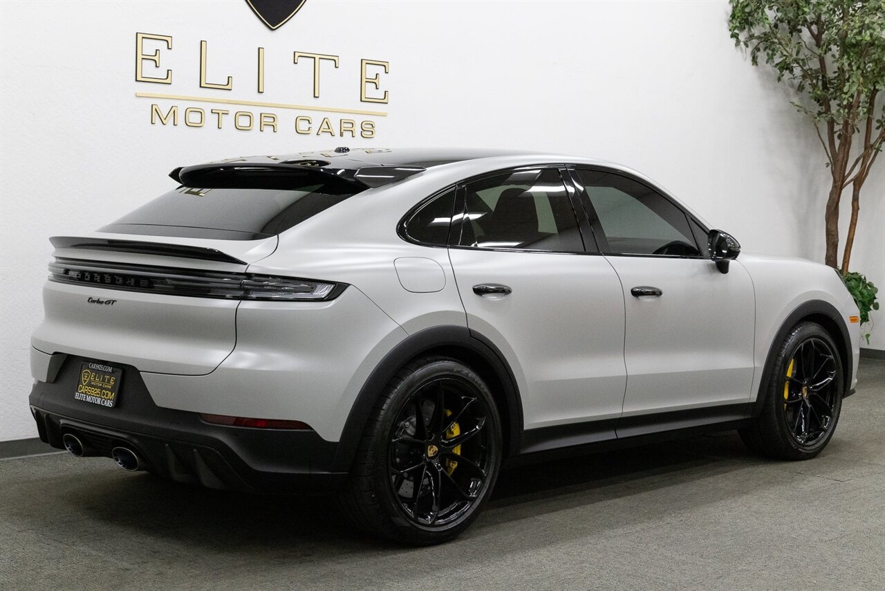 2024 Porsche Cayenne Turbo GT - Photo 11 - Concord, CA 94520