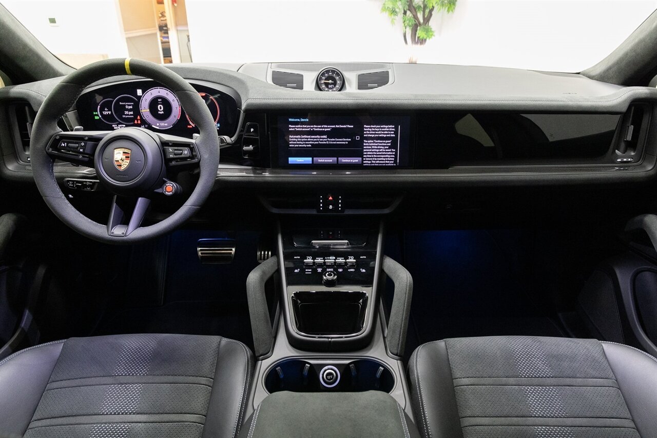 2024 Porsche Cayenne Turbo GT - Photo 5 - Concord, CA 94520