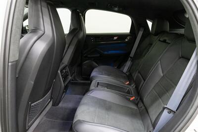 2024 Porsche Cayenne Turbo GT - Photo 8 - Concord, CA 94520