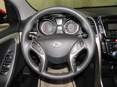 2013 Hyundai ELANTRA GT   - Photo 41 - Oshkosh, WI 54901