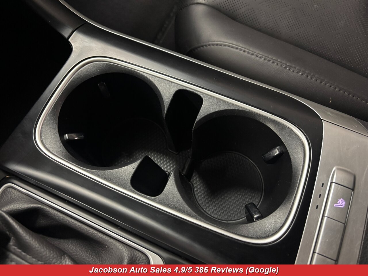 2024 Kia Carnival LX - Photo 26 - Oshkosh, WI 54901