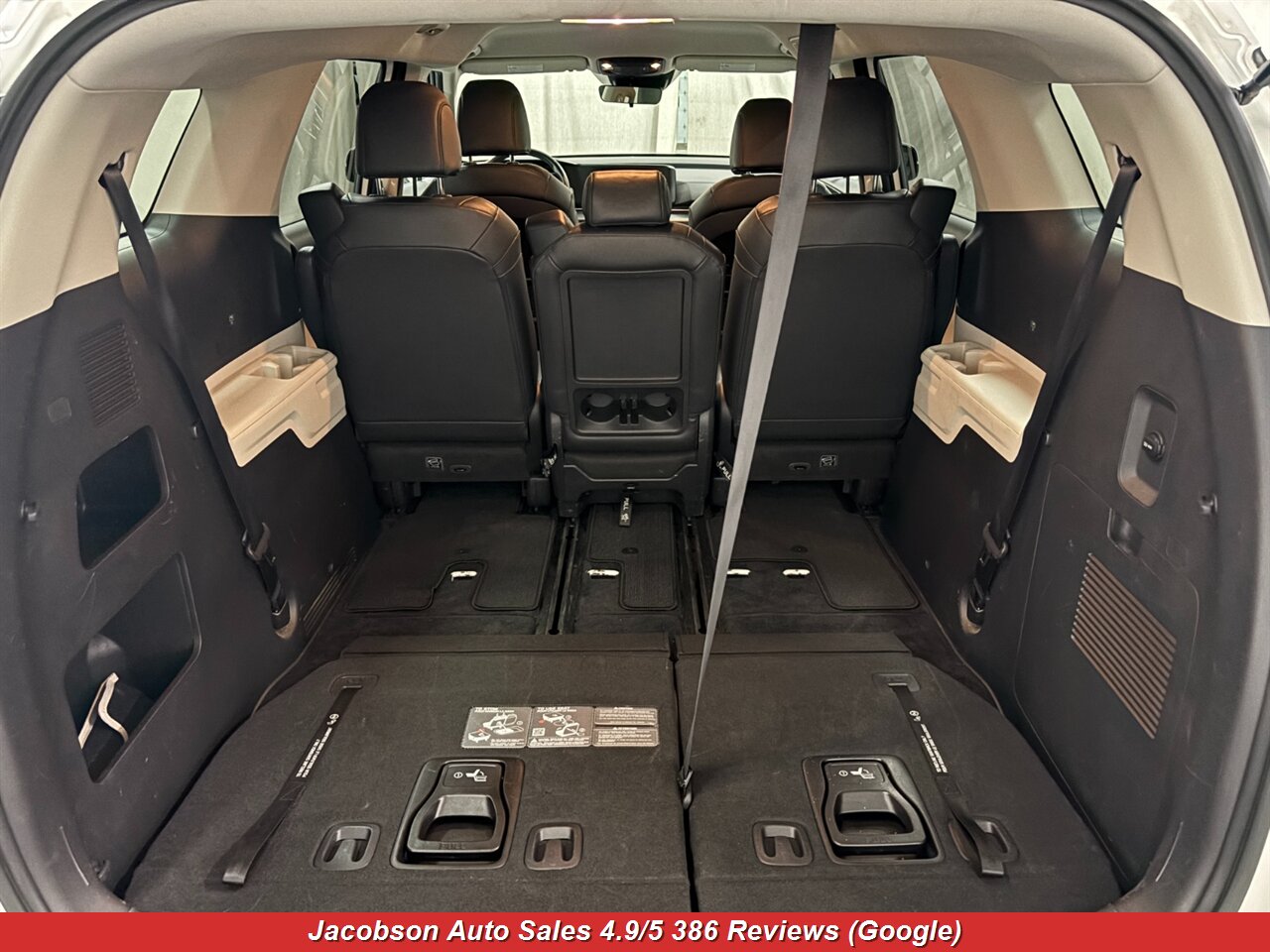 2024 Kia Carnival LX - Photo 53 - Oshkosh, WI 54901