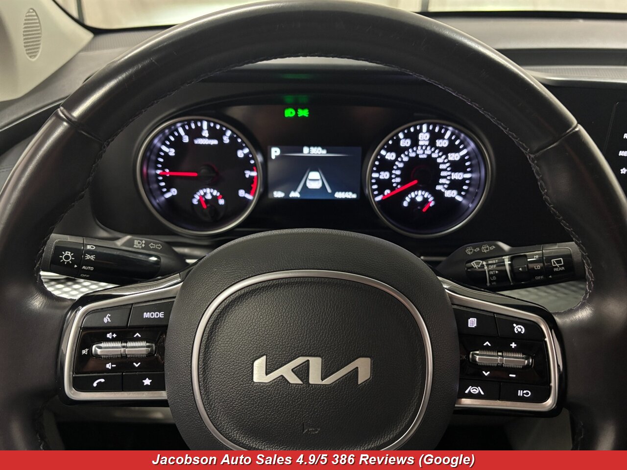 2024 Kia Carnival LX - Photo 12 - Oshkosh, WI 54901