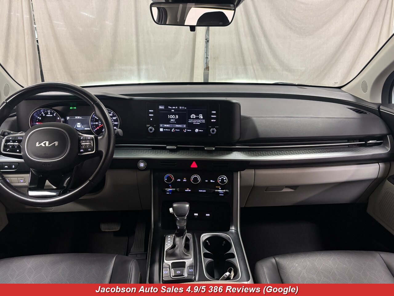 2024 Kia Carnival LX - Photo 17 - Oshkosh, WI 54901