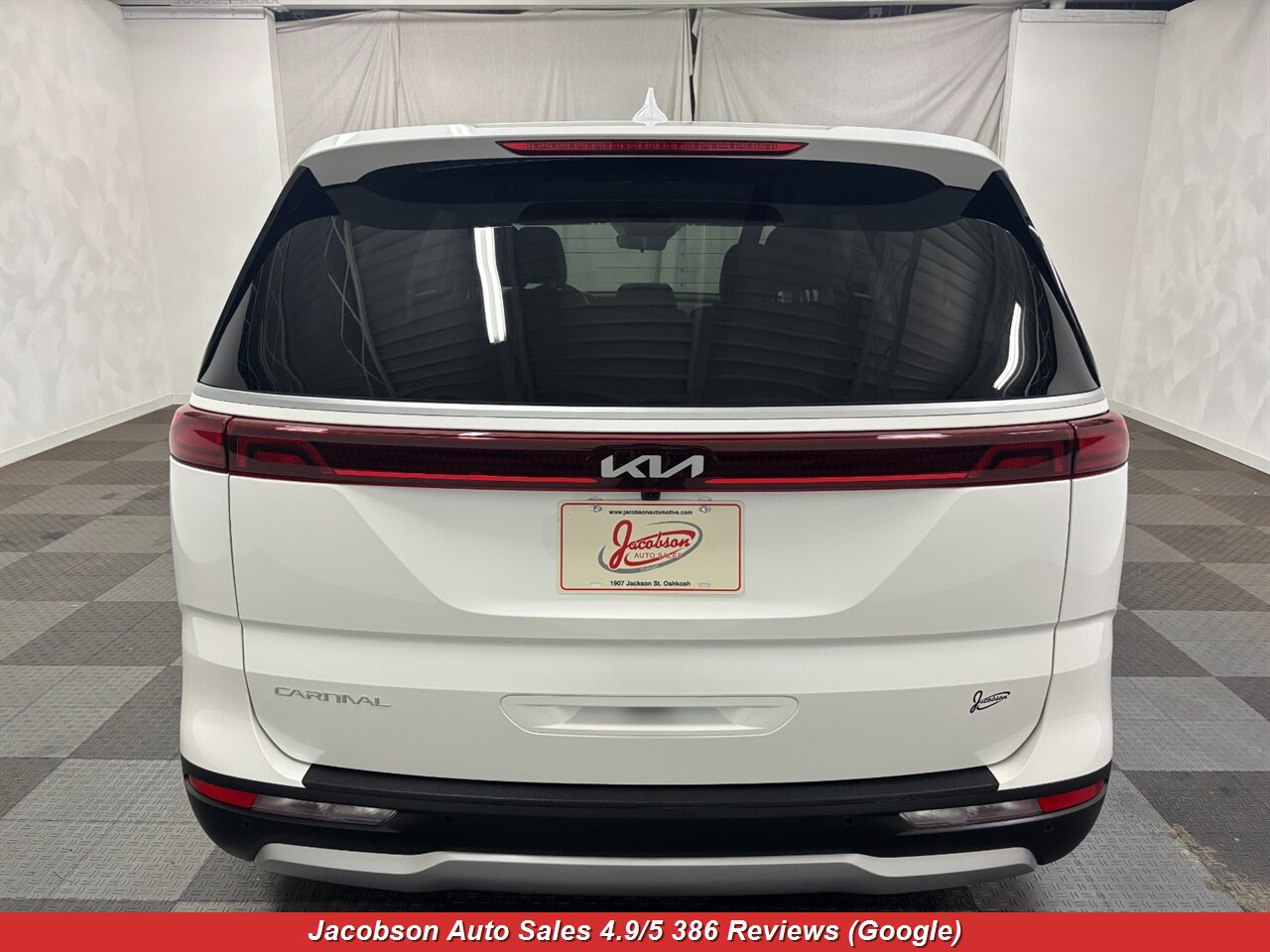 2024 Kia Carnival LX - Photo 51 - Oshkosh, WI 54901