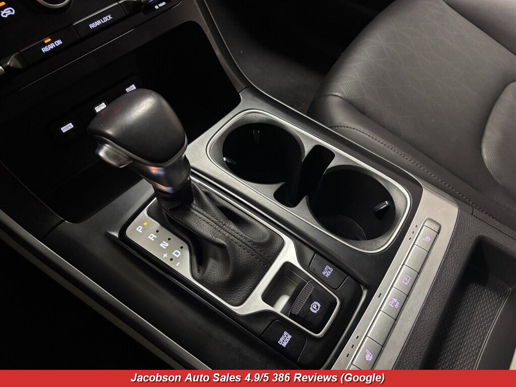 2024 Kia Carnival LX - Photo 23 - Oshkosh, WI 54901