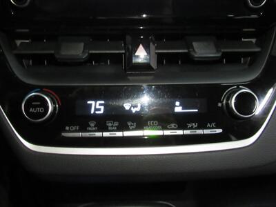 2020 Toyota Corolla Hybrid LE   - Photo 15 - Oshkosh, WI 54901