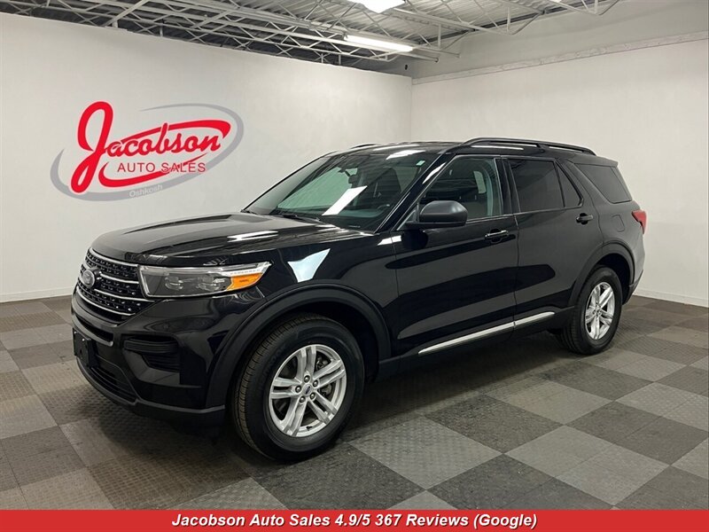 2023 Ford Explorer XLT AWD  