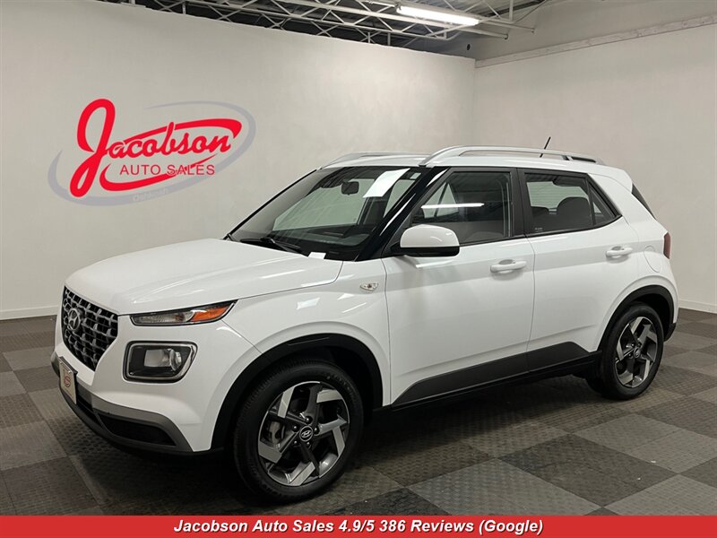 2023 Hyundai VENUE SEL  