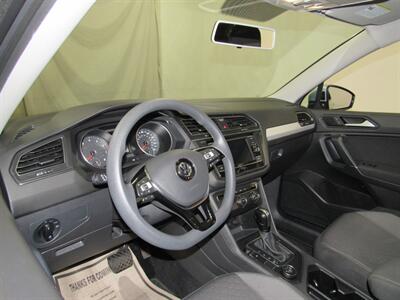 2020 Volkswagen Tiguan S 4Motion AWD   - Photo 5 - Oshkosh, WI 54901