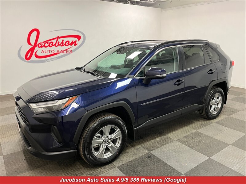 2024 Toyota RAV4 XLE AWD  