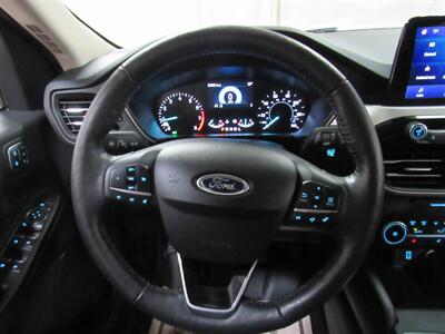 2020 Ford Escape SEL AWD   - Photo 7 - Oshkosh, WI 54901