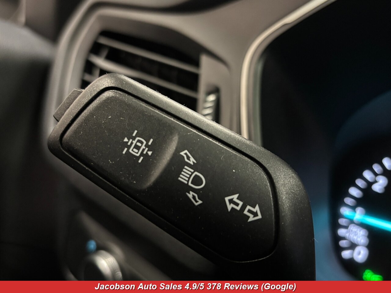 2022 Ford Escape SE AWD - Photo 9 - Oshkosh, WI 54901