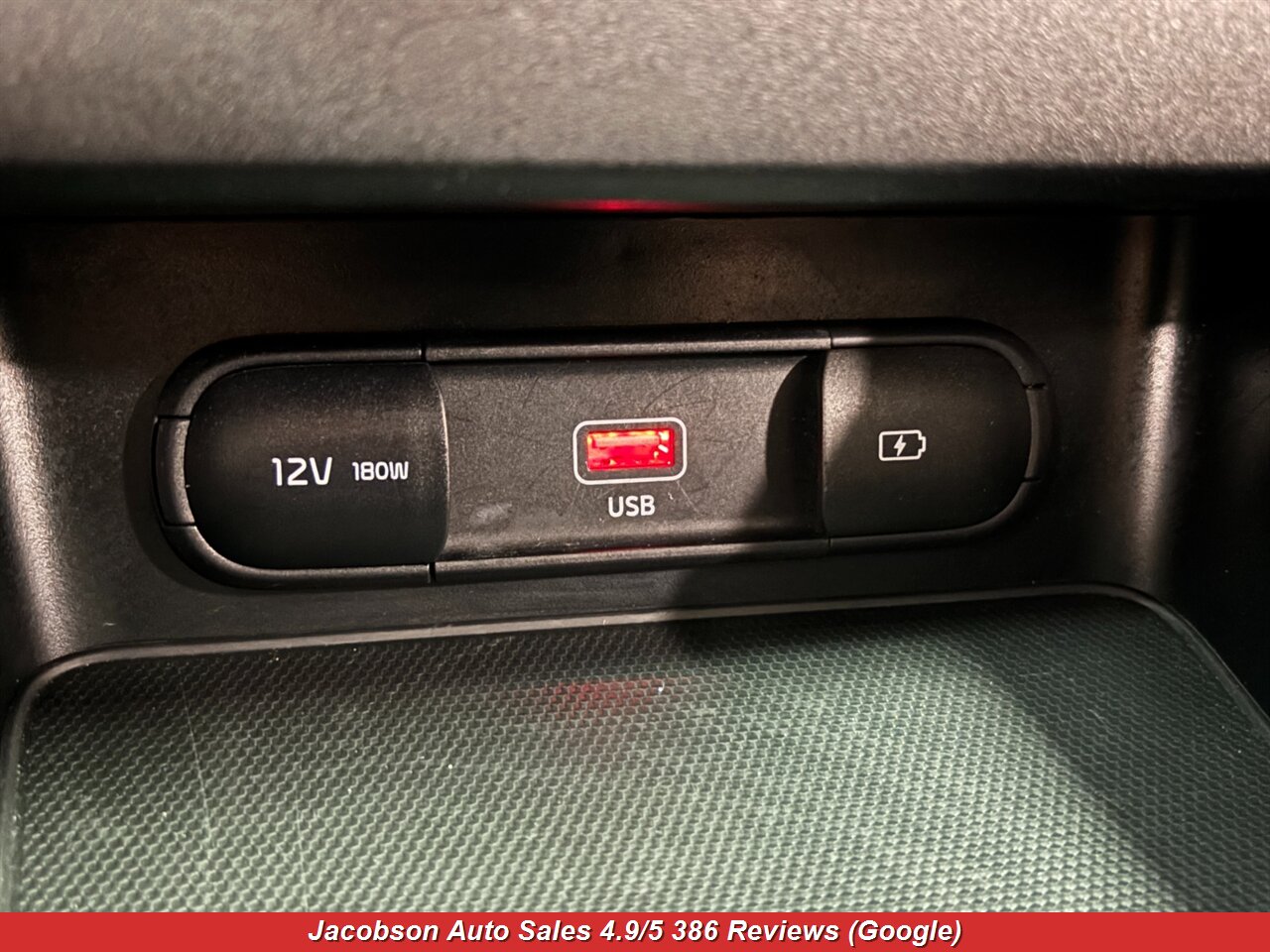 2024 Kia Forte LXS - Photo 20 - Oshkosh, WI 54901