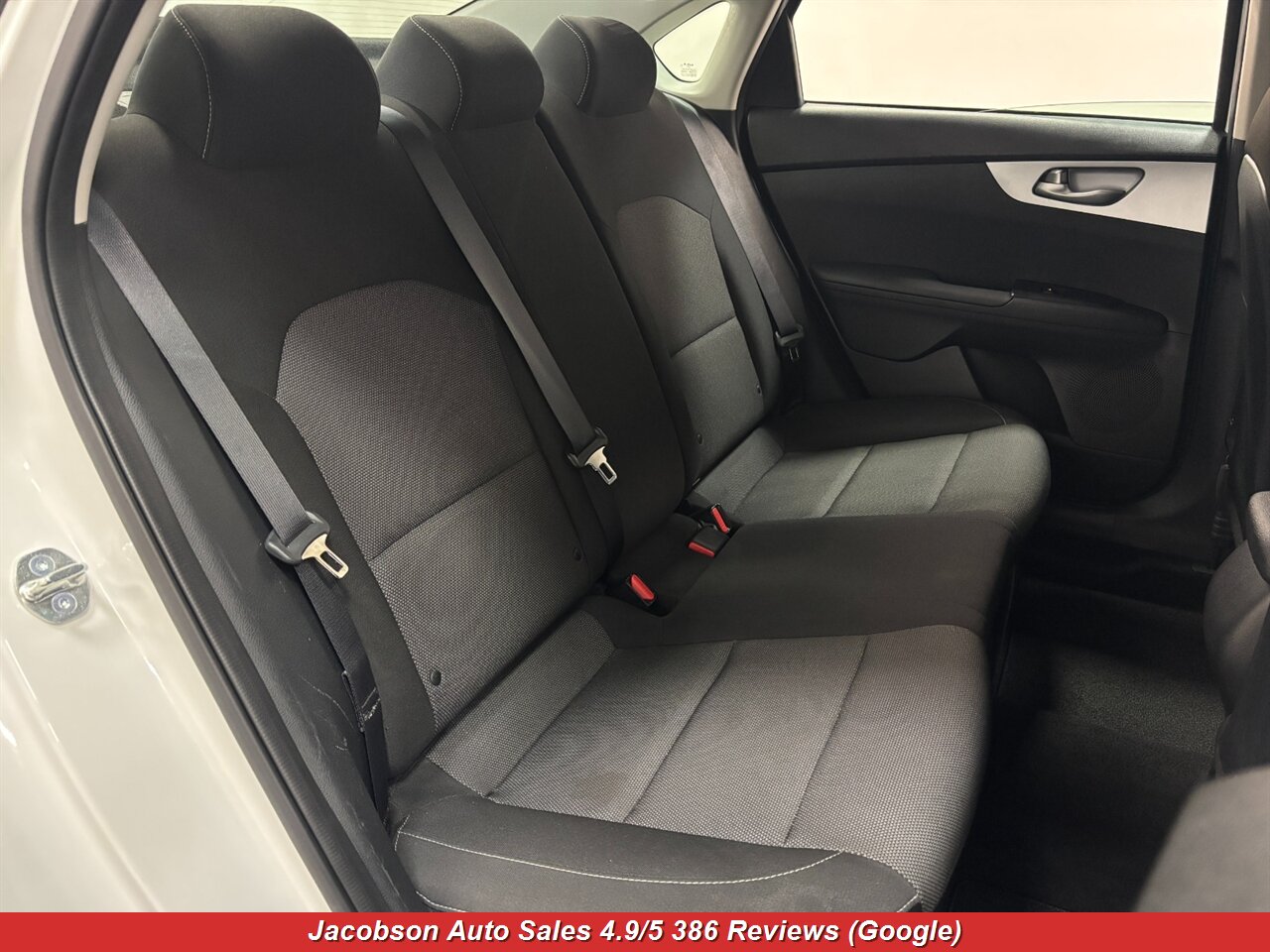 2024 Kia Forte LXS - Photo 32 - Oshkosh, WI 54901