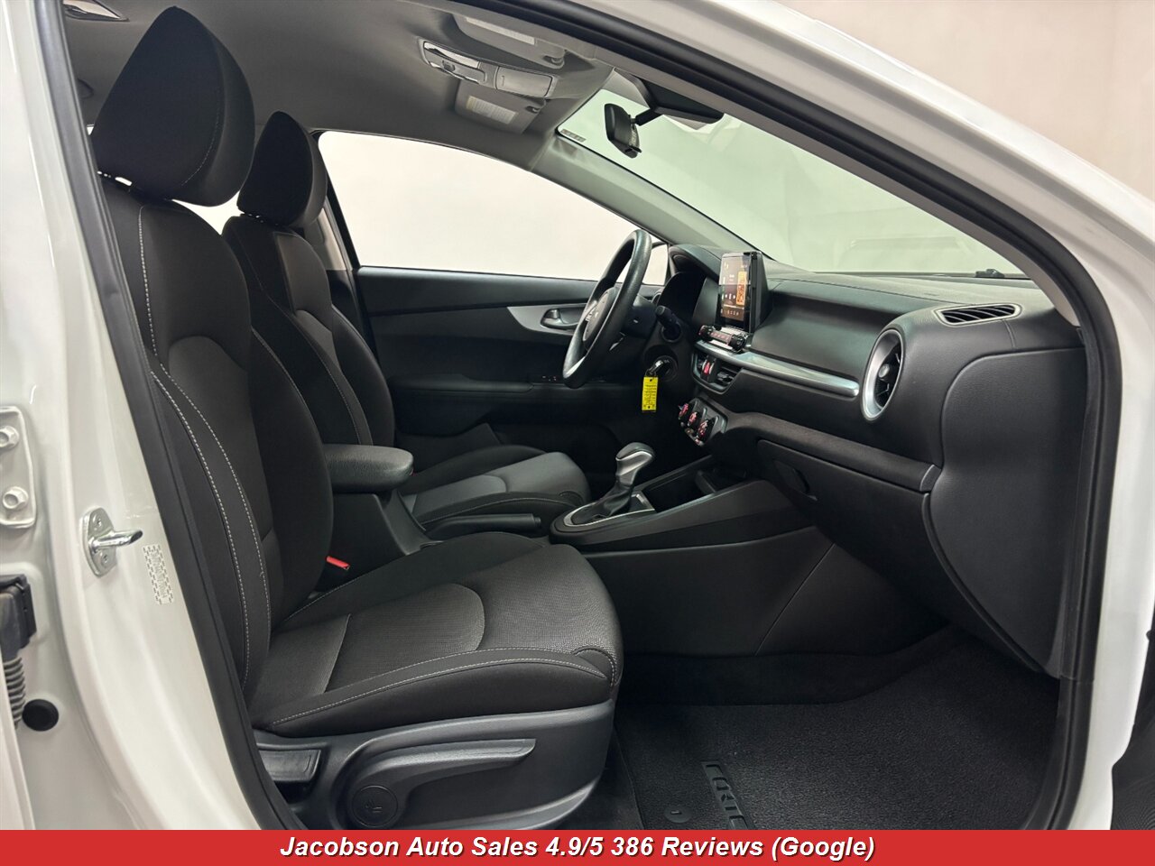 2024 Kia Forte LXS - Photo 36 - Oshkosh, WI 54901