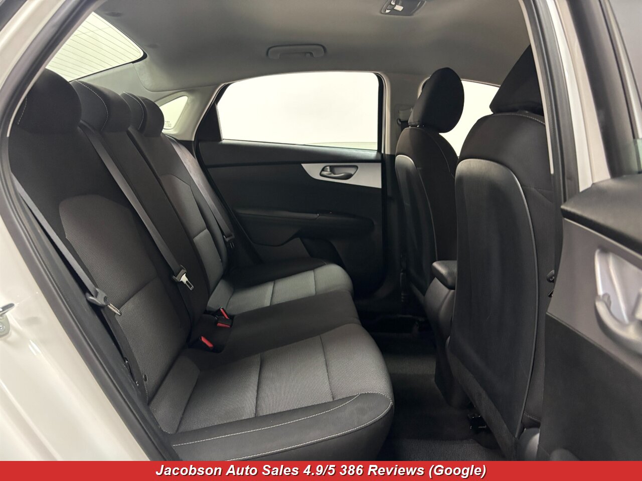 2024 Kia Forte LXS - Photo 33 - Oshkosh, WI 54901