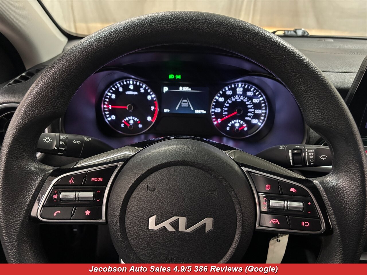 2024 Kia Forte LXS - Photo 9 - Oshkosh, WI 54901
