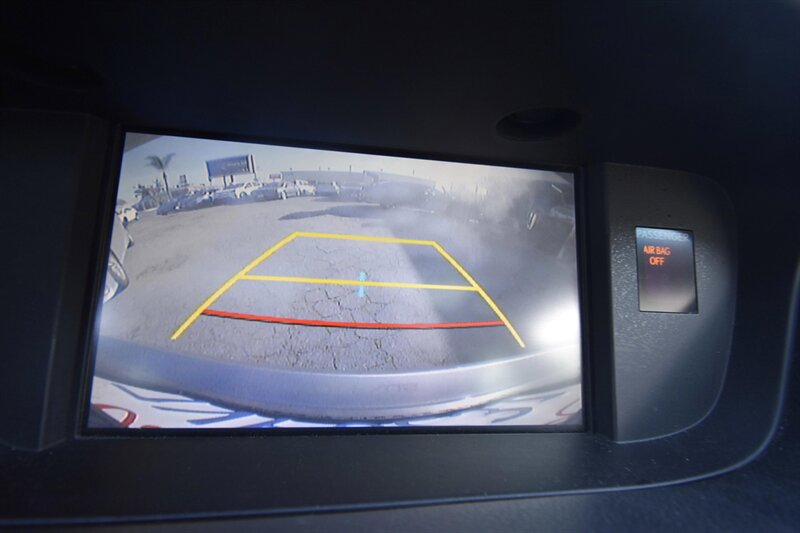 2016 Lexus ES 300h Hybrid   - Photo 8 - Midway City, CA 92655