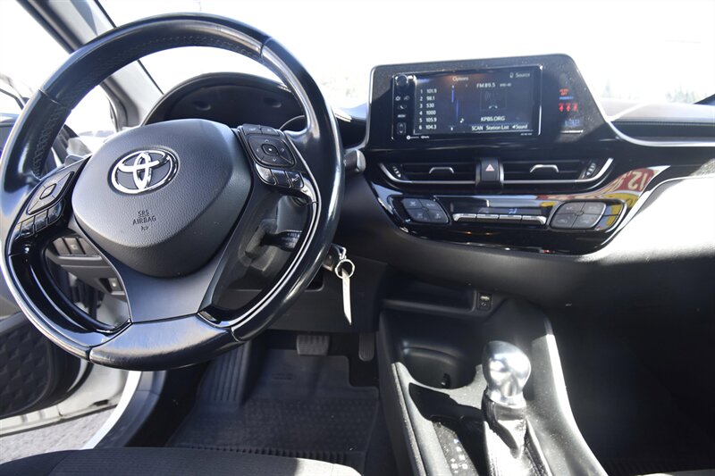 2018 Toyota C-HR XLE Premium - Photo 8 - Midway City, CA 92655