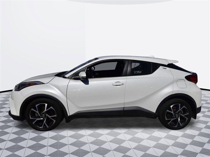 2018 Toyota C-HR XLE Premium - Photo 6 - Midway City, CA 92655