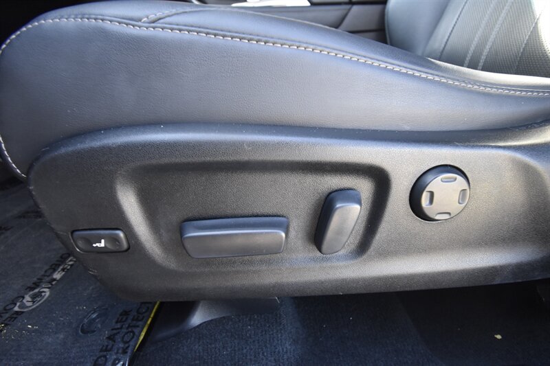 2019 Lexus RX 450h NAVIGATION - Photo 11 - Midway City, CA 92655