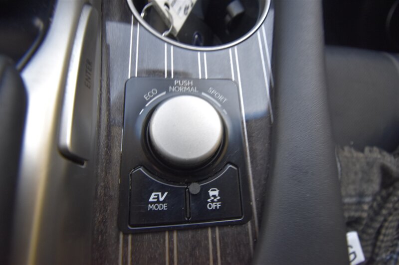 2019 Lexus RX 450h NAVIGATION - Photo 18 - Midway City, CA 92655