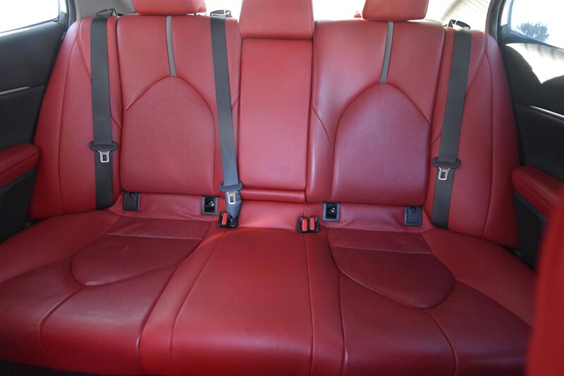 2021 Toyota Camry XSE   - Photo 10 - Midway City, CA 92655